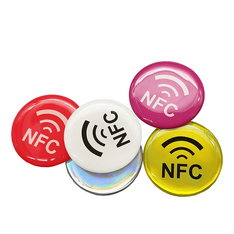 13,56 MHz benutzerdefinierter bedruckbarer Anti-Metall-Wasserdichter Epoxid-NTAG213 Social Media NFC-Tag