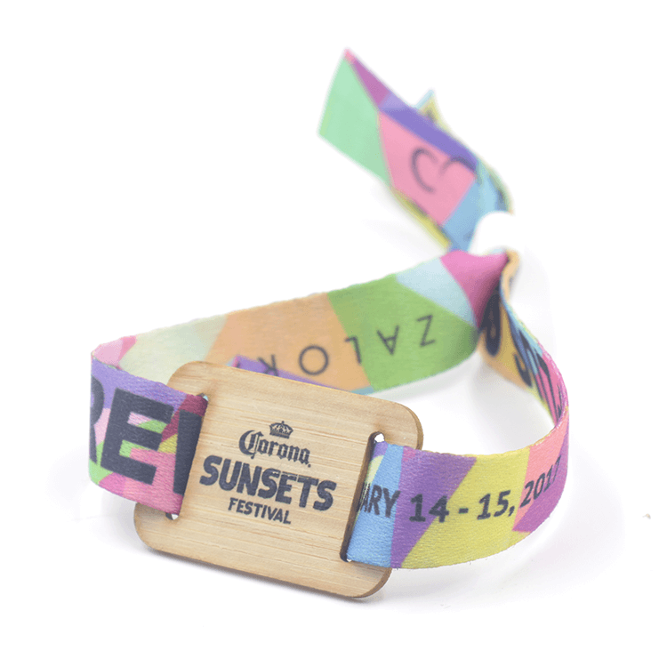 Benutzerdefinierte OEM-Festival-Lieferant für bargeldloses Bezahlen mit bedrucktem RFID-Holzarmband